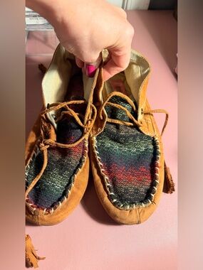 Sugar Tan Suede Lace-Up Shoe with Green Knit Detail